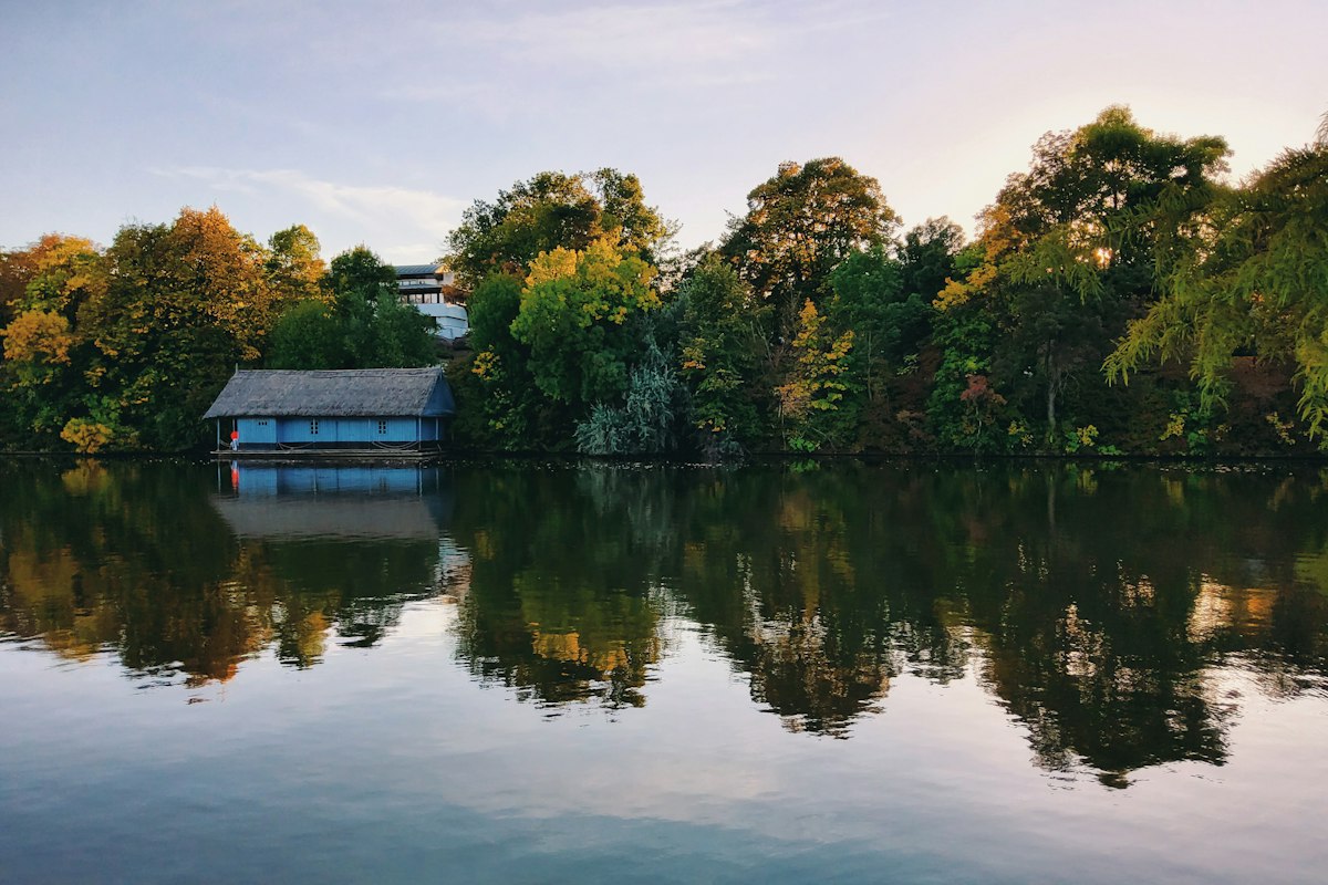 Lac cu reflexii în București